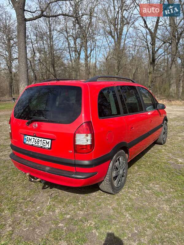 Мінівен Opel Zafira 2003 в Бердичеві