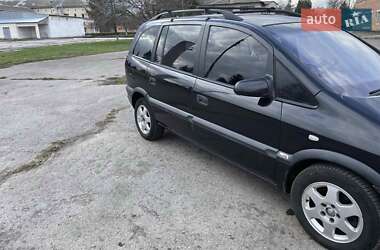 Минивэн Opel Zafira 2002 в 