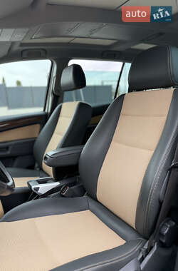 Минивэн Opel Zafira 2010 в 