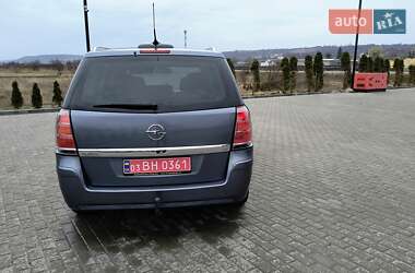 Минивэн Opel Zafira 2008 в 