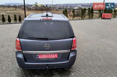 Минивэн Opel Zafira 2008 в 