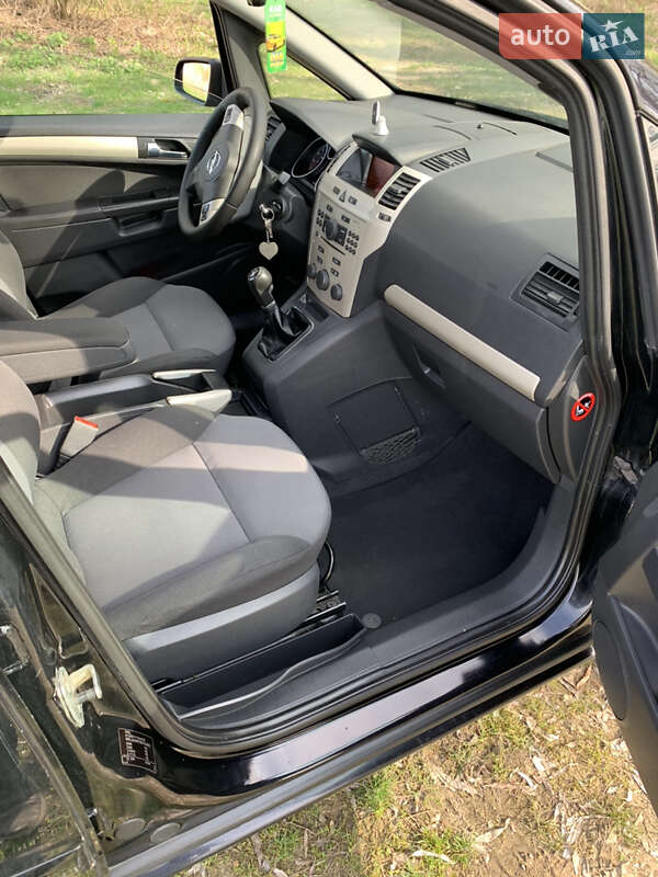 Мінівен Opel Zafira 2008 в Вінниці