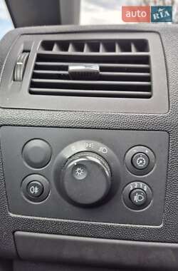 Минивэн Opel Zafira 2009 в 