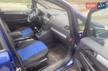Минивэн Opel Zafira 2007 в 