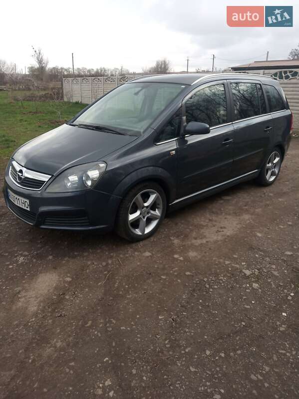Минивэн Opel Zafira 2007 в Чугуеве фото Минивэн Opel Zafira 2007 в Чугуеве