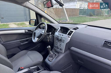 Минивэн Opel Zafira 2013 в 