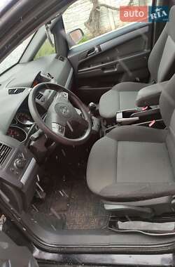Минивэн Opel Zafira 2007 в 