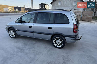 Минивэн Opel Zafira 2000 в 