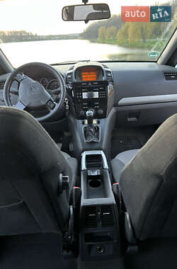 Минивэн Opel Zafira 2010 в 