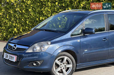 Мінівен Opel Zafira 2011 в 