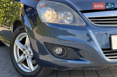 Мінівен Opel Zafira 2011 в 