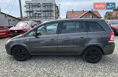 Минивэн Opel Zafira 2011 в 