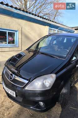 Минивэн Opel Zafira 2008 в 