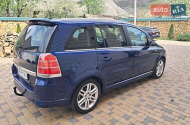 Минивэн Opel Zafira 2007 в 
