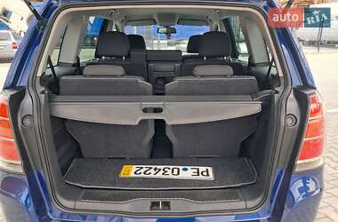 Минивэн Opel Zafira 2007 в 