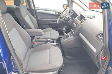Минивэн Opel Zafira 2007 в 