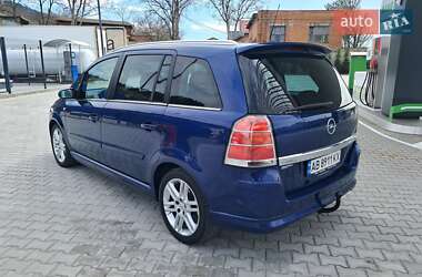 Минивэн Opel Zafira 2007 в 