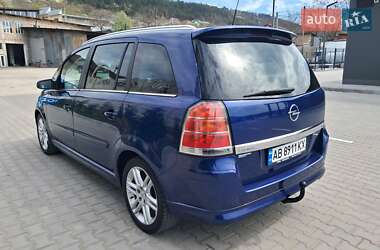 Минивэн Opel Zafira 2007 в 