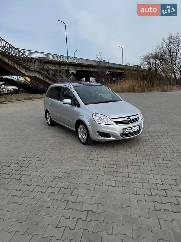 Opel Zafira 2010