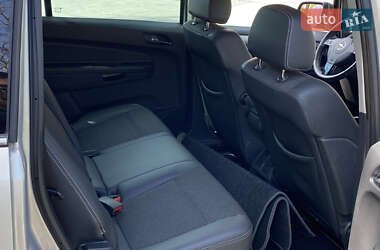 Мінівен Opel Zafira 2011 в 