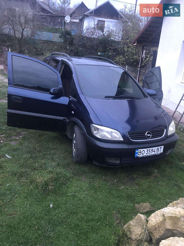 Мінівен Opel Zafira 2001 в 