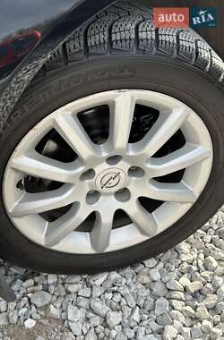 Минивэн Opel Zafira 2007 в 