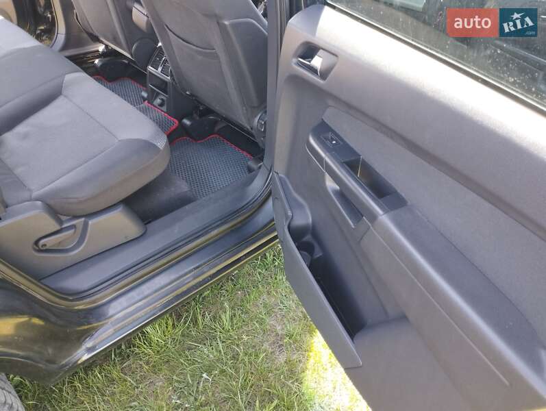 Минивэн Opel Zafira 2012 в Кременце фото 31 Минивэн Opel Zafira 2012 в Кременце