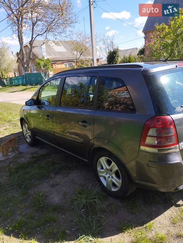 Минивэн Opel Zafira 2009 в Бердичеве