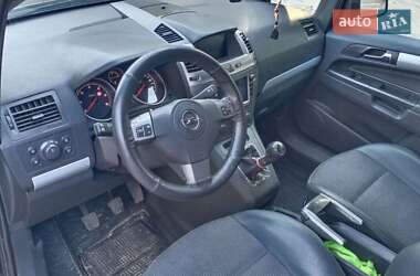 Минивэн Opel Zafira 2006 в 