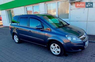 Минивэн Opel Zafira 2010 в Калуше
