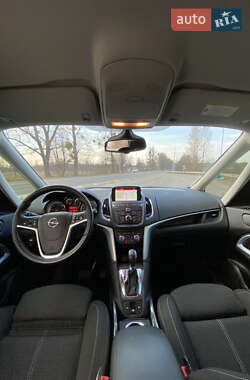 Микровэн Opel Zafira 2014 в 