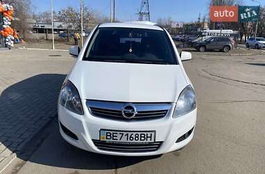 Минивэн Opel Zafira 2013 в 