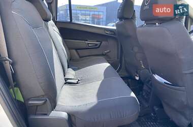 Минивэн Opel Zafira 2013 в 