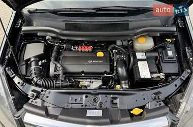 Мінівен Opel Zafira 2013 в 