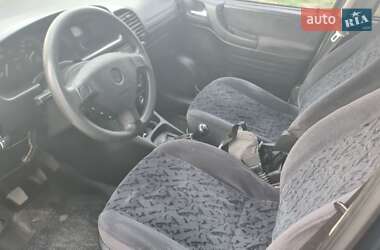 Минивэн Opel Zafira 1999 в 