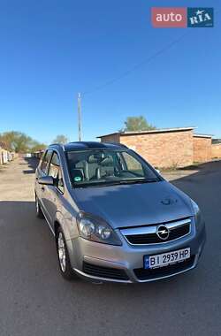 Минивэн Opel Zafira 2005 в Миргороде