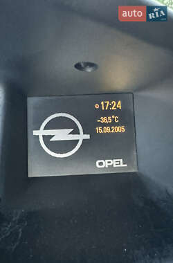 Минивэн Opel Zafira 2003 в 