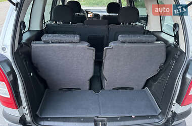 Минивэн Opel Zafira 2003 в 