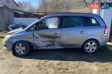 Минивэн Opel Zafira 2011 в Киеве