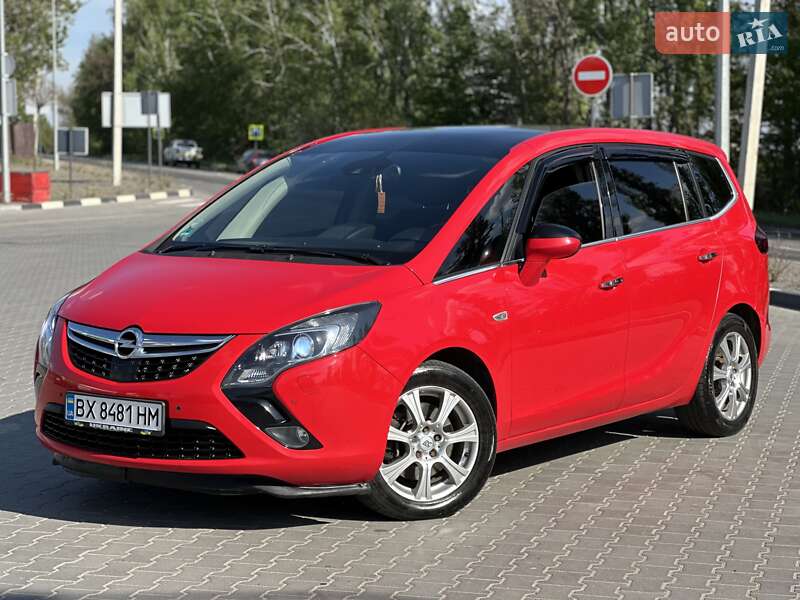 Opel Zafira 2012