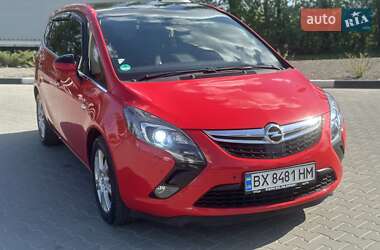 Минивэн Opel Zafira 2012 в 