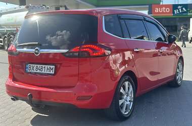 Минивэн Opel Zafira 2012 в 