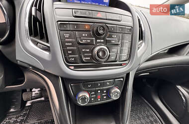 Мінівен Opel Zafira 2013 в 
