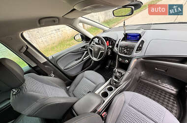 Мінівен Opel Zafira 2013 в 