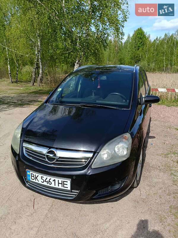 Мінівен Opel Zafira 2009 в Овручі
