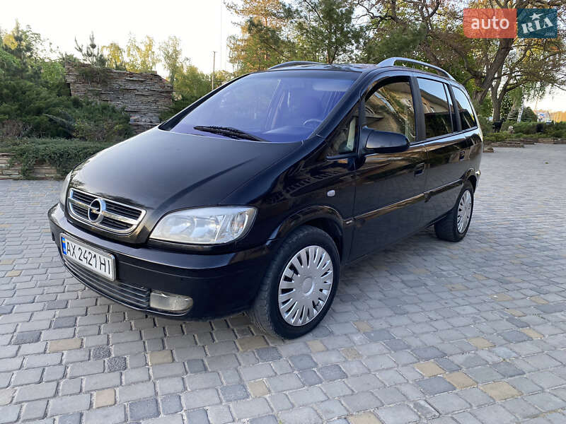 Opel Zafira 2004
