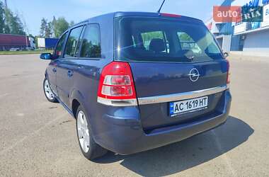 Минивэн Opel Zafira 2008 в 