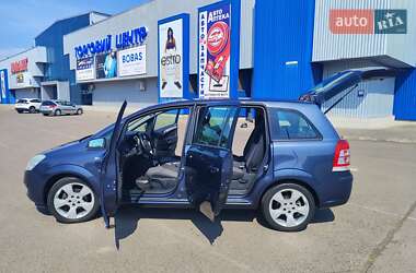 Минивэн Opel Zafira 2008 в 