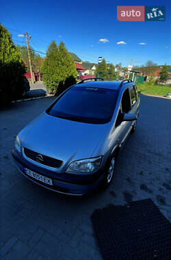 Минивэн Opel Zafira 2000 в Черновцах