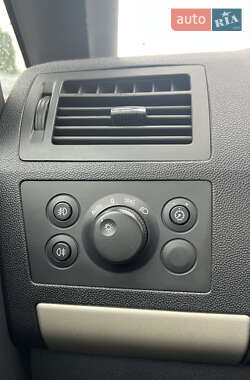Минивэн Opel Zafira 2008 в 